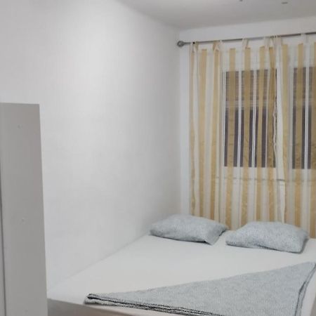 Metro La Salut Apartment Badalona Luaran gambar