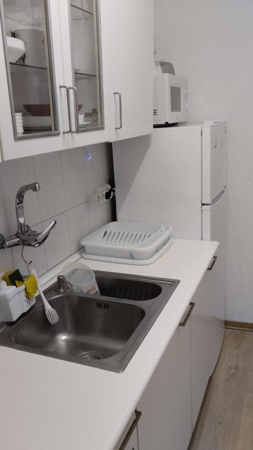 Metro La Salut Apartment Badalona Luaran gambar